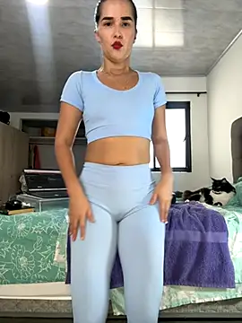 annymaldonado online show from October 30, 2025, 2:04 pm