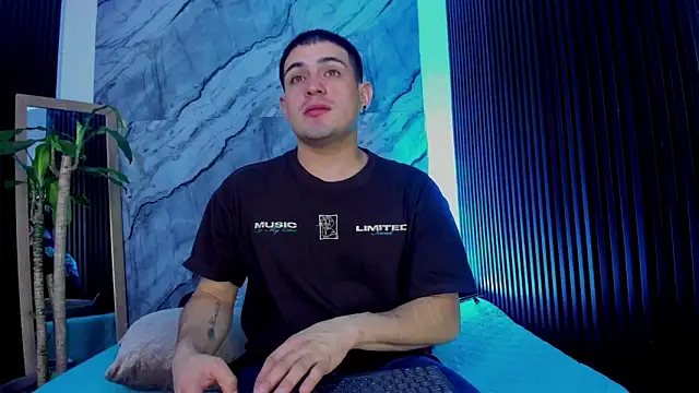 William Steel  online show from September 16, 2025, 12:06 pm