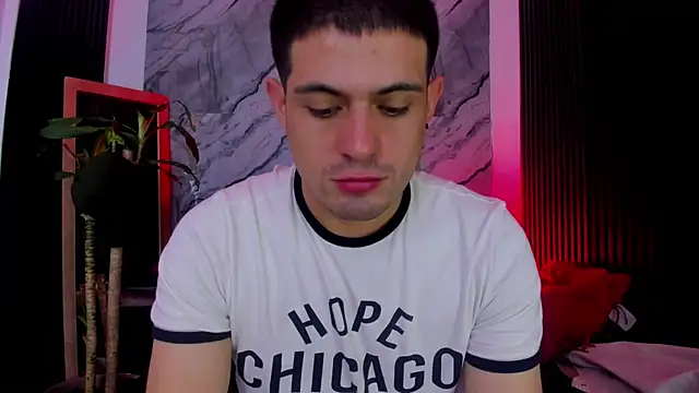 William Steel  online show from September 17, 2025, 12:18 pm