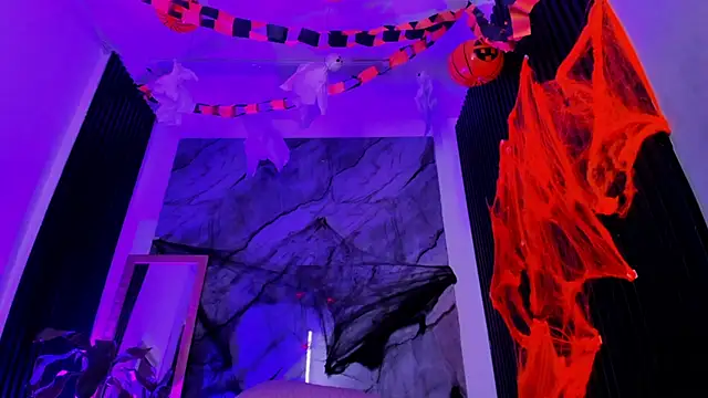 William Steel  online show from October 3, 2025, 4:14 am