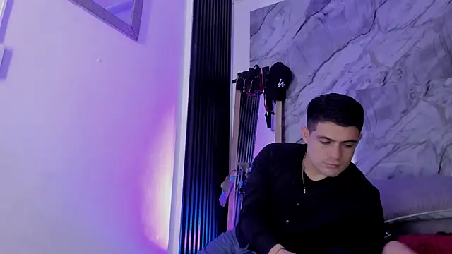 William Steel  online show from November 21, 2025, 3:38 am