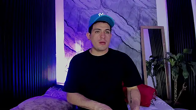 William Steel  online show from September 12, 2025, 11:54 am