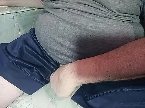 BabyBearMilk online show from October 22, 2025, 10:19 pm