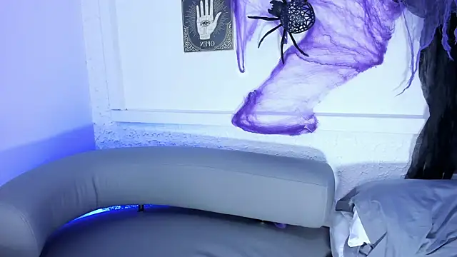 Sexxchubby online show from October 28, 2025, 11:58 pm