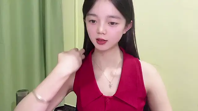 Nicole-13 online show from December 2, 2025, 11:23 am