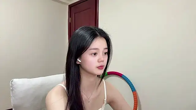 Nicole-13 online show from April 13, 2026, 2:21 pm