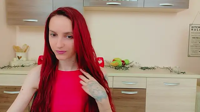 Julia Jae online show from May 18, 2026, 5:56 am