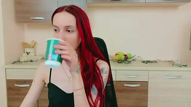 Julia Jae online show from May 14, 2026, 6:32 am