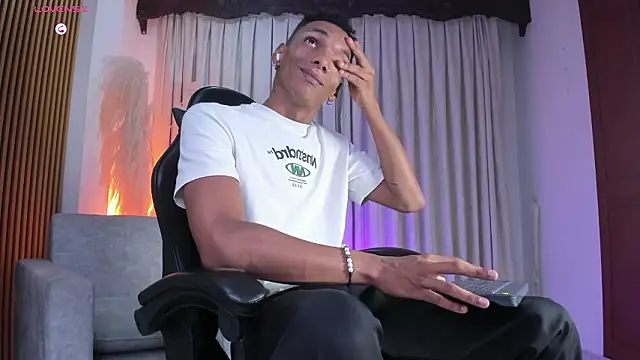 JulienSaint online show from February 1, 2026, 11:52 am