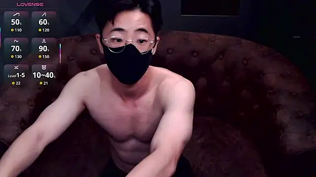asiantwinkz online show from June 7, 2026, 9:14 am