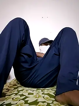 Hotbadboy026 online show from April 25, 2026, 5:54 am