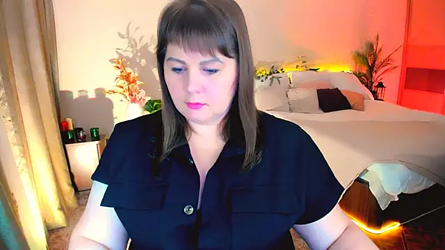 CrystaalStaar online show from November 27, 2025, 8:20 pm