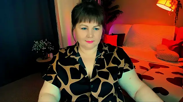 CrystaalStaar online show from July 16, 2026, 2:58 pm