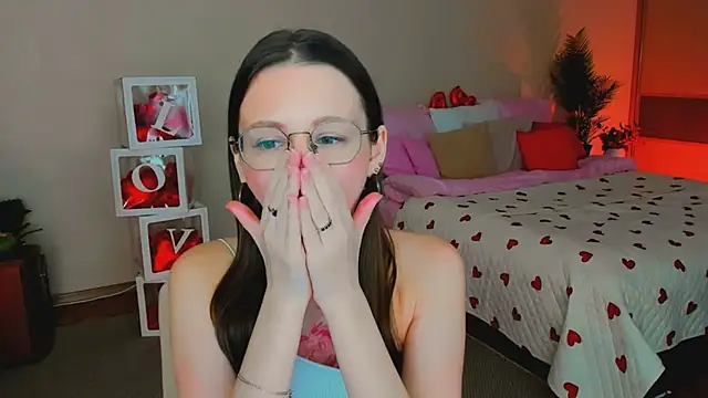 YourLovellyStory online show from February 13, 2026, 12:05 pm