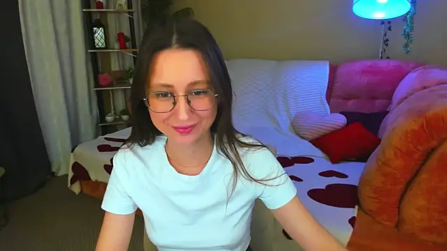 Snapshot of YourLovellyStory chatting on July 11, 2026, 1:11 pm YourLovellyStory online show from July 11, 2026, 1:11 pm
