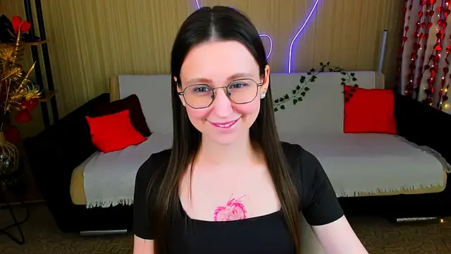 YourLovellyStory online show from March 25, 2026, 4:17 pm