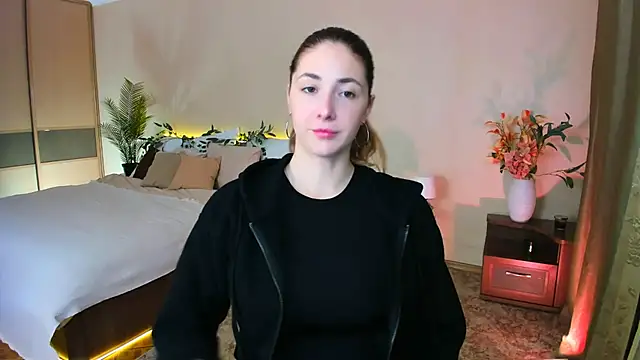 SensitiveSooul online show from September 25, 2025, 4:46 pm