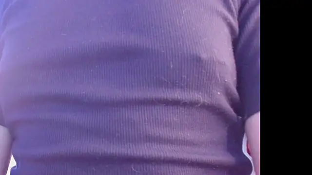 LauMiller online show from November 3, 2025, 11:41 pm