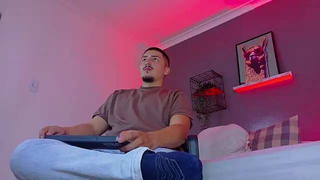 MrFox   online show from January 16, 2026, 7:29 pm