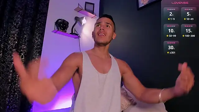 Snapshot of MarkSantozz chatting on February 10, 2026, 5:56 pm MarkSantozz online show from February 10, 2026, 5:56 pm