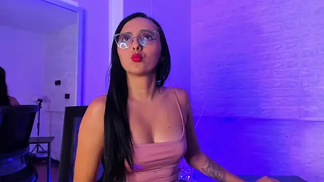  PENELOPESTAR  online show from October 6, 2025, 8:31 pm