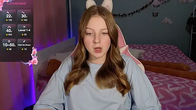 stefaniyaaa online show from October 1, 2025, 6:23 pm