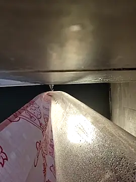 chocolate bella online show from February 20, 2026, 4:31 pm