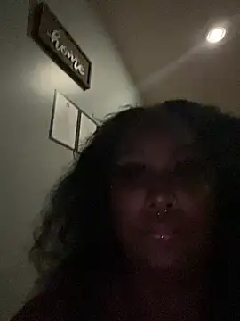Cocomamii1 online show from June 17, 2026, 7:19 am