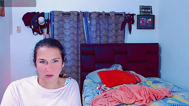 Azley sweet online show from November 11, 2025, 1:06 pm