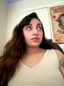 CharmingMaddie online show from October 25, 2025, 3:34 pm