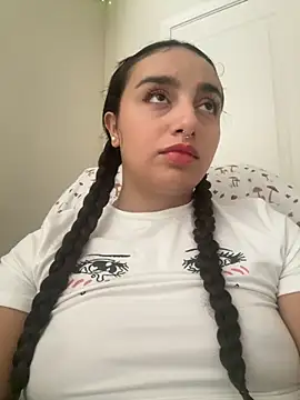 CharmingMaddie online show from September 23, 2025, 2:46 pm