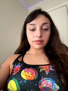 CharmingMaddie online show from October 17, 2025, 4:42 pm