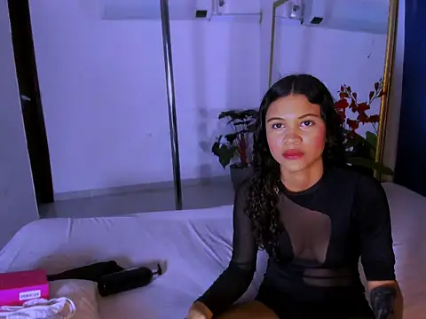 bamby kitty online show from November 17, 2025, 4:49 am