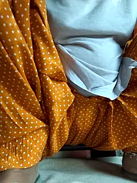 Love-pari077 online show from October 17, 2025, 12:58 am