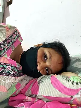 Love-pari077 online show from April 11, 2026, 7:56 am