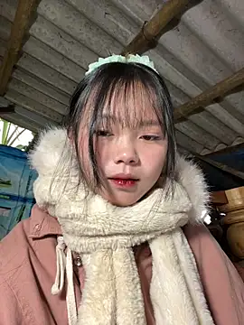 Snapshot of AdamLazis chatting on February 2, 2026, 12:53 am AdamLazis online show from February 2, 2026, 12:53 am