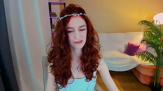 ChristinaConteeree online show from October 16, 2025, 1:52 pm