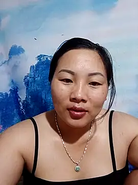 Snapshot of Love-Ly99 chatting on October 3, 2025, 10:44 pm Love-Ly99 online show from October 3, 2025, 10:44 pm