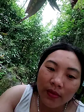 Snapshot of Love-Ly99 chatting on September 15, 2025, 11:05 pm Love-Ly99 online show from September 15, 2025, 11:05 pm