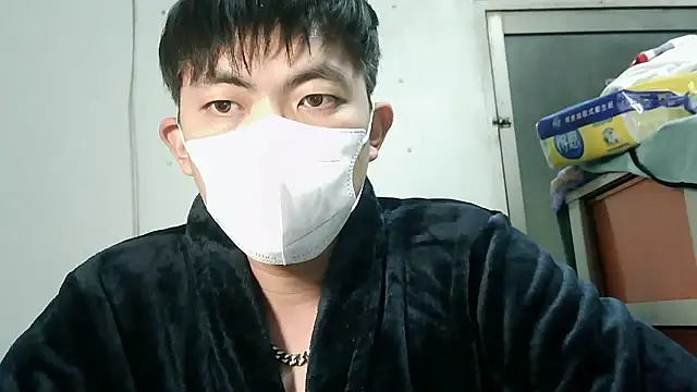 Snapshot of bigbb101011 chatting on January 12, 2026, 12:23 pm bigbb101011 online show from January 12, 2026, 12:23 pm