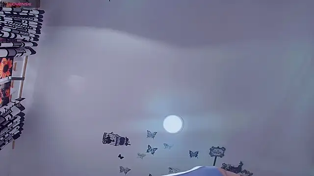 Snapshot of KattyLatina chatting on October 18, 2025, 6:54 pm KattyLatina online show from October 18, 2025, 6:54 pm