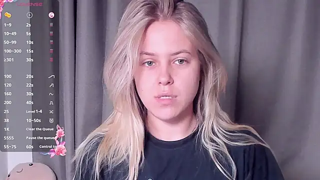 AngelAnty online show from October 12, 2025, 3:35 pm