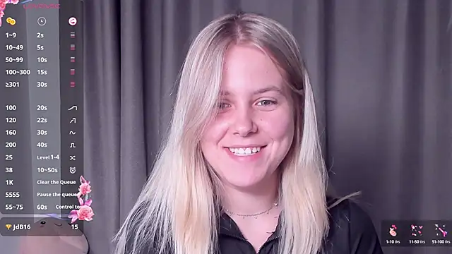 AngelAnty online show from October 4, 2025, 3:13 pm