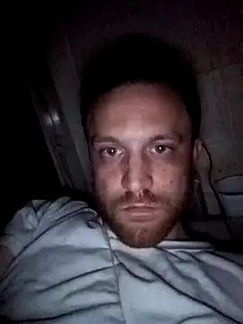 Snapshot of Zig97495 chatting on November 9, 2025, 8:18 am Zig97495 online show from November 9, 2025, 8:18 am