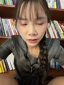 Adora188 online show from May 13, 2026, 3:57 am
