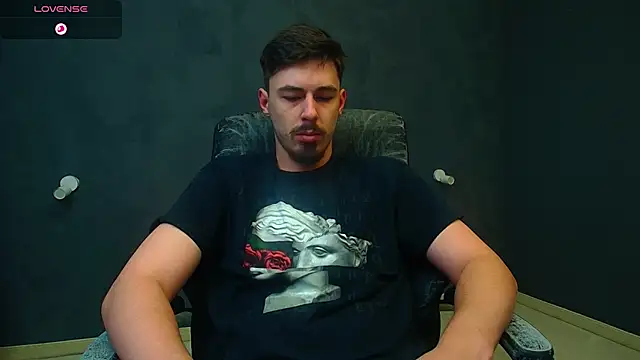 Snapshot of EnzoRace chatting on November 20, 2025, 5:52 am EnzoRace online show from November 20, 2025, 5:52 am