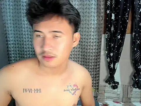 Snapshot of Adim-pinoy146 chatting on May 18, 2026, 11:37 am Adim-pinoy146 online show from May 18, 2026, 11:37 am