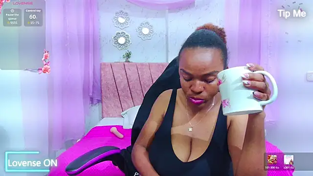 mia  thomson  online show from April 5, 2026, 3:02 am