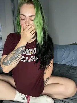 ninabobina666 online show from September 24, 2025, 10:44 am