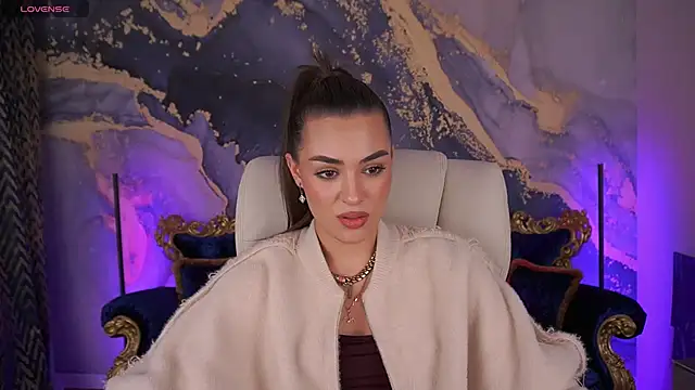 EricaSin online show from October 29, 2025, 1:54 pm